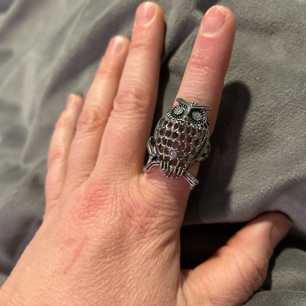 Silver Owl Statement Vintage Ring - Openwork Design